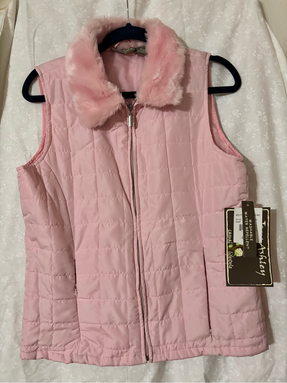 Ashley By 26 International Pink Quilted Faux-Fur Collar Vest